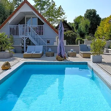De La De La Croix Avec Piscine Et Parking A 4 Minutes De L'a26 Oda ve Kahvaltı 3*
