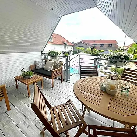 Oda ve Kahvaltı De La De La Croix Avec Piscine Et Parking A 4 Minutes De L'a26 Villechétif